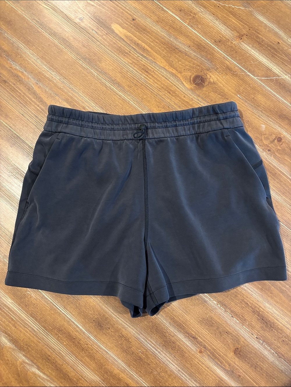 lululemon athletica Softstreme Women's Shorts - Black - Size 8